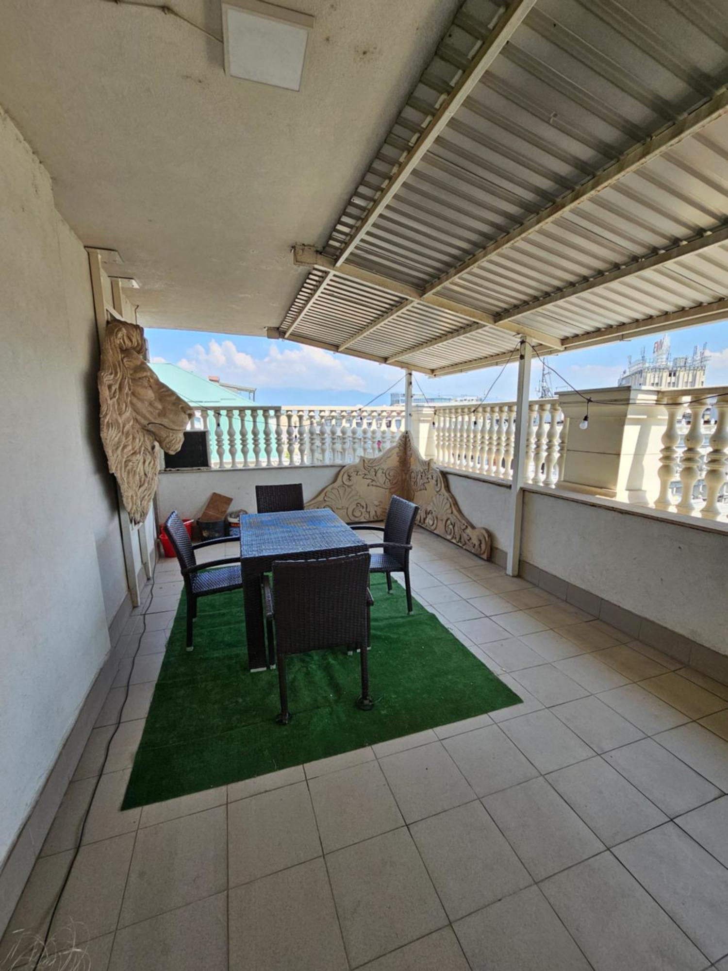 Rooftop Apartment At Mainsquare Skopje Esterno foto